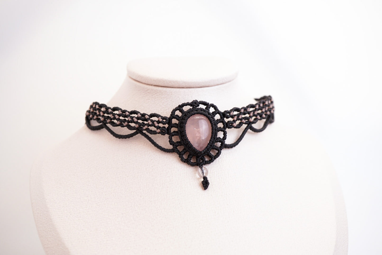 粉晶 ︳Macramé 蠟線編織頸圈