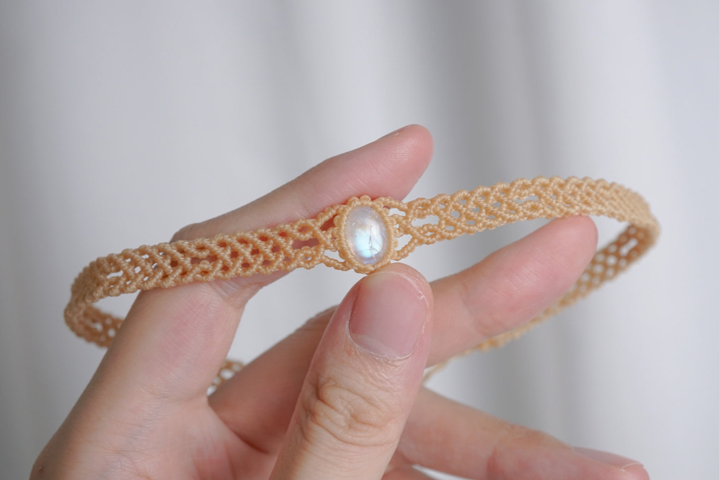 月亮石 ︳Macramé 蠟線編織頸圈