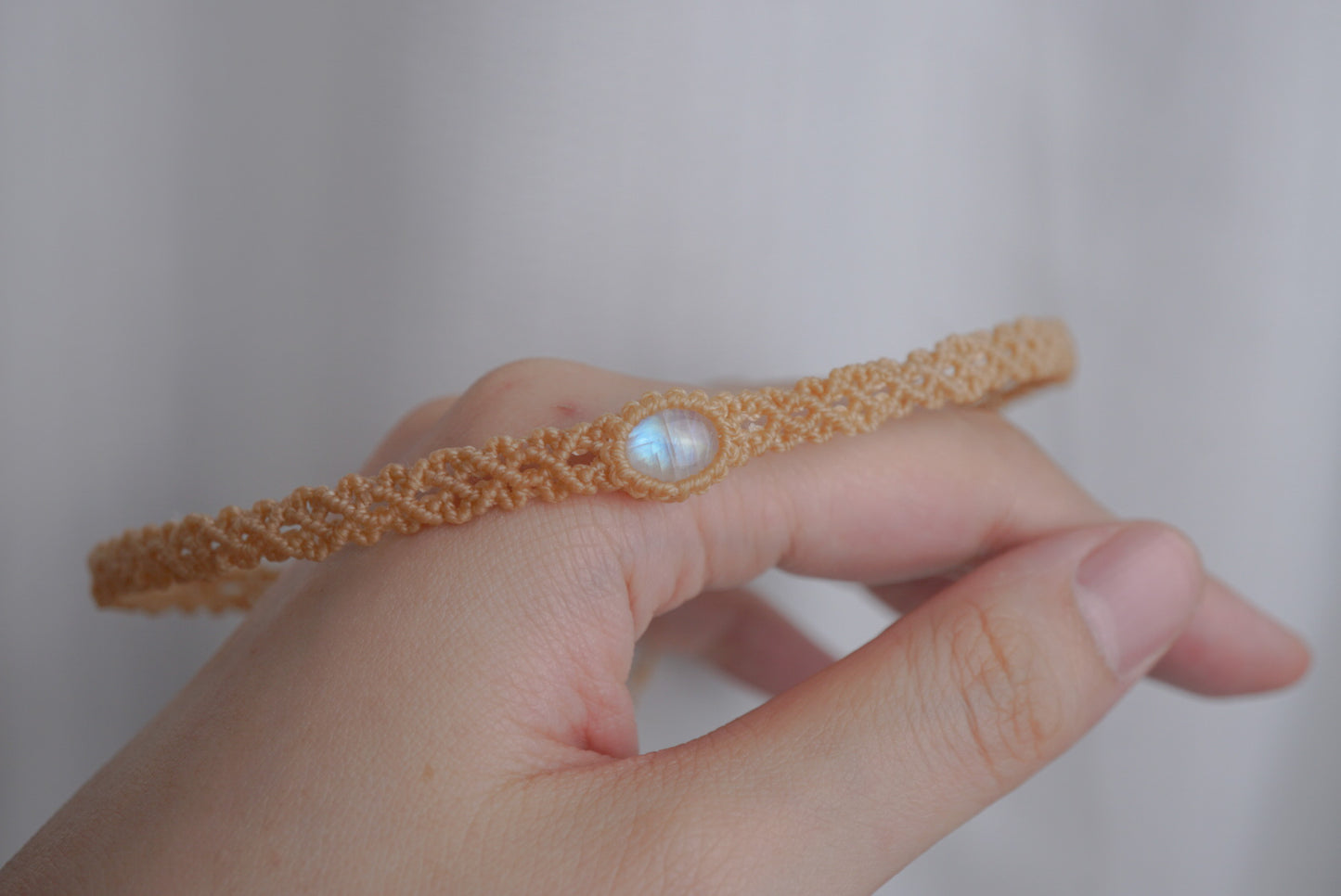 月亮石 ︳Macramé 蠟線編織頸圈