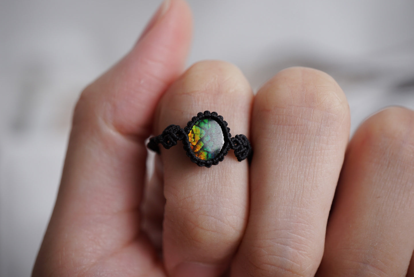 班彩石 ︳Macramé 蠟線編織戒指