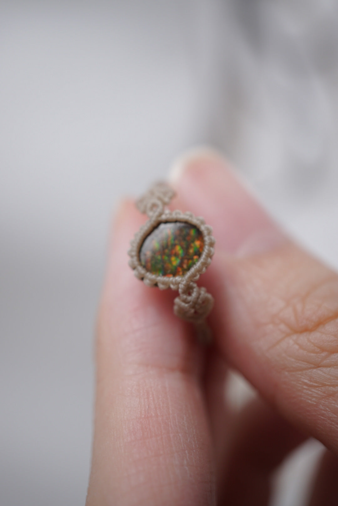 班彩石 ︳Macramé 蠟線編織戒指