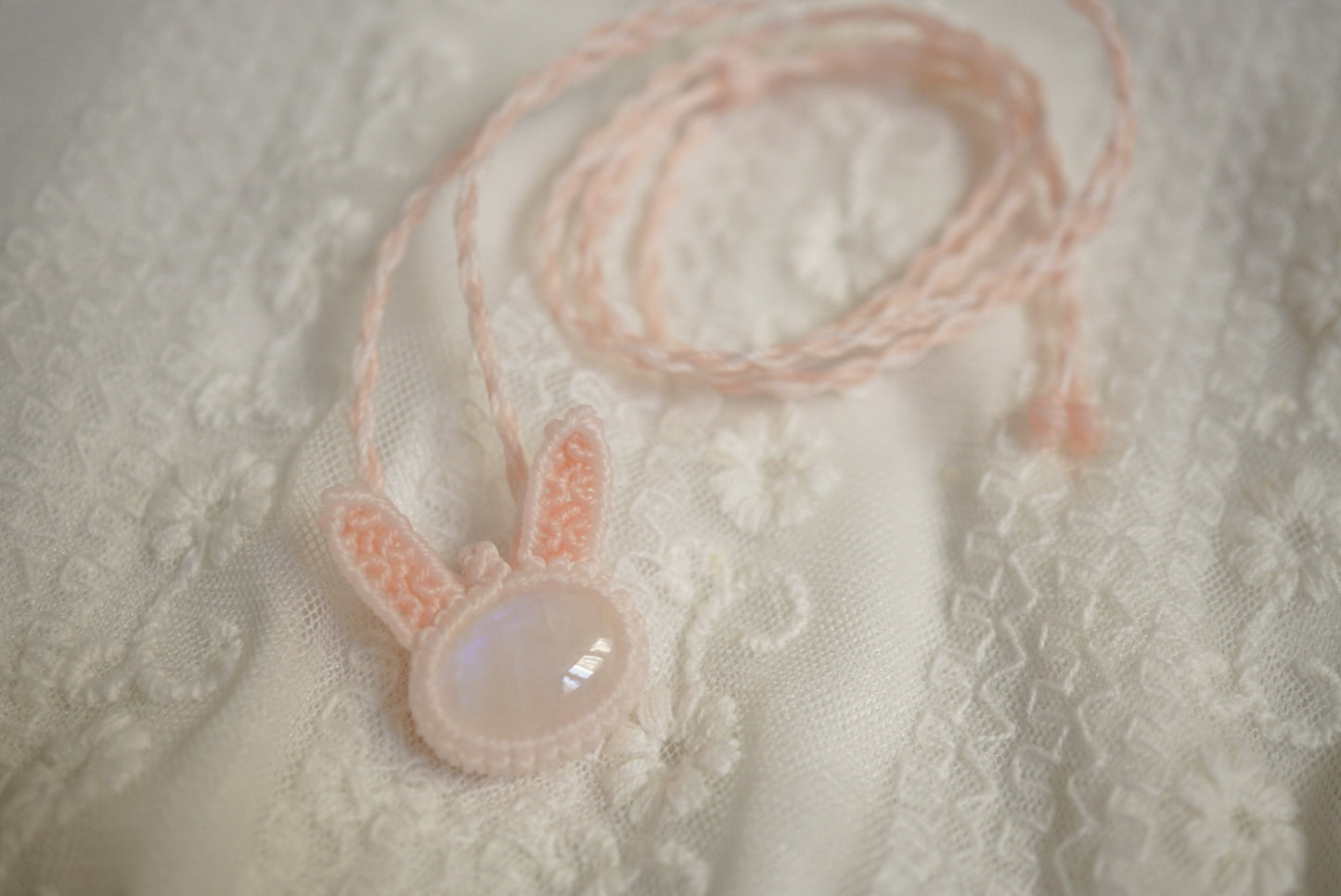 月亮石 ︳Macramé 蠟線編織吊墜