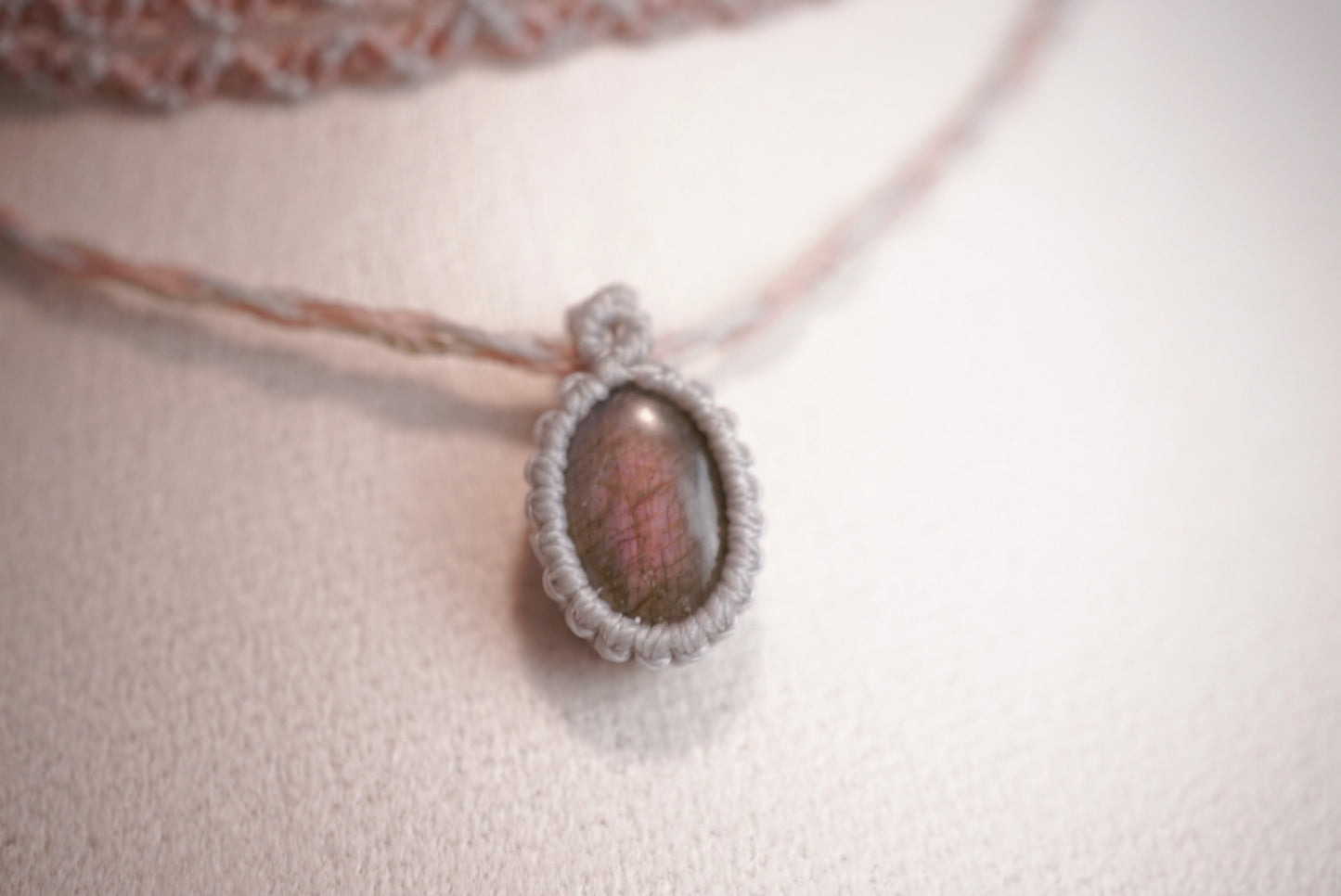 拉長石 ︳Macramé 蠟線編織頸圈