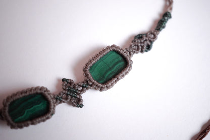 孔雀石 ︳Macramé 蠟線編織頸圈