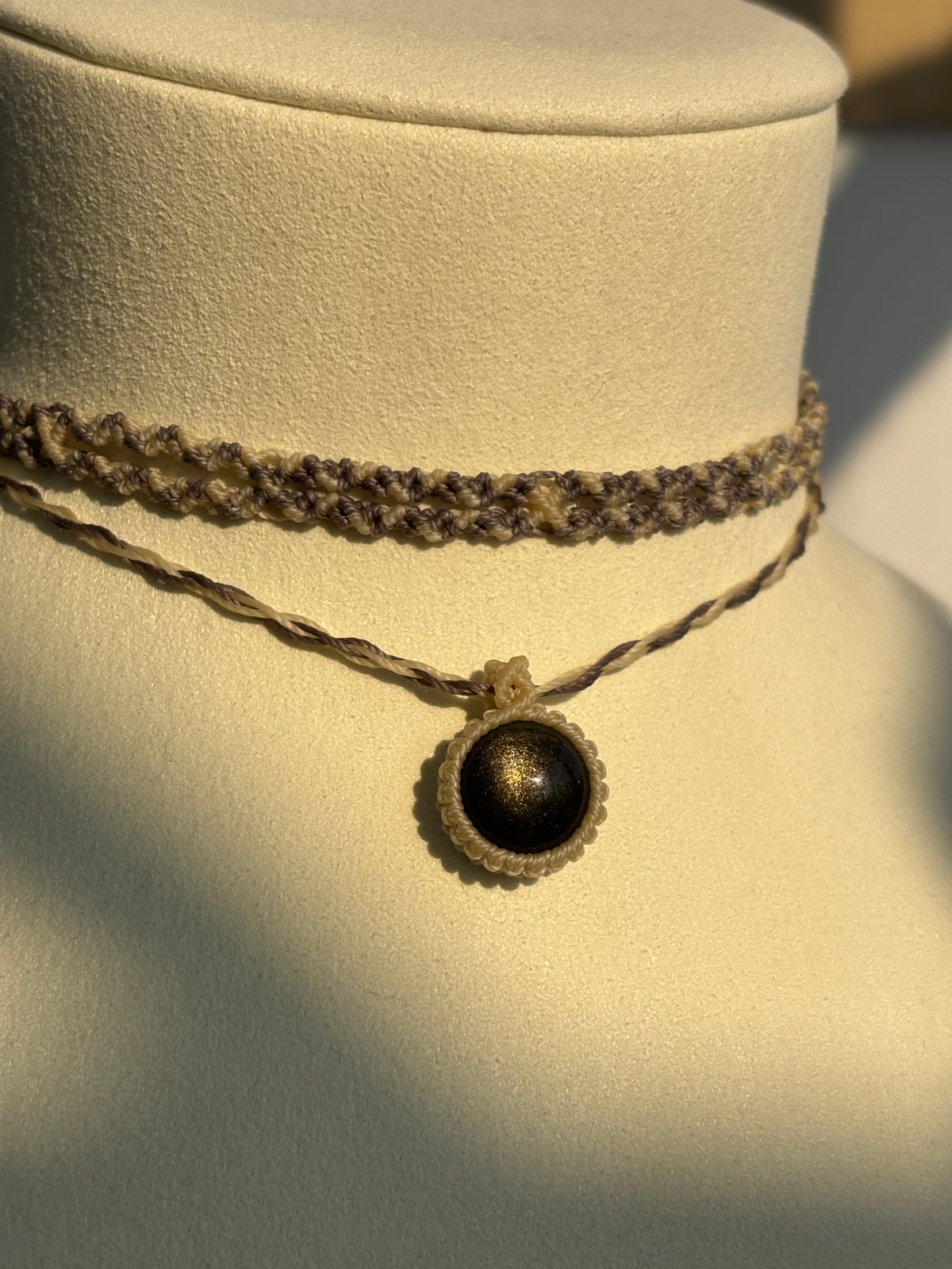 金曜石 ︳Macramé 蠟線編織頸圈