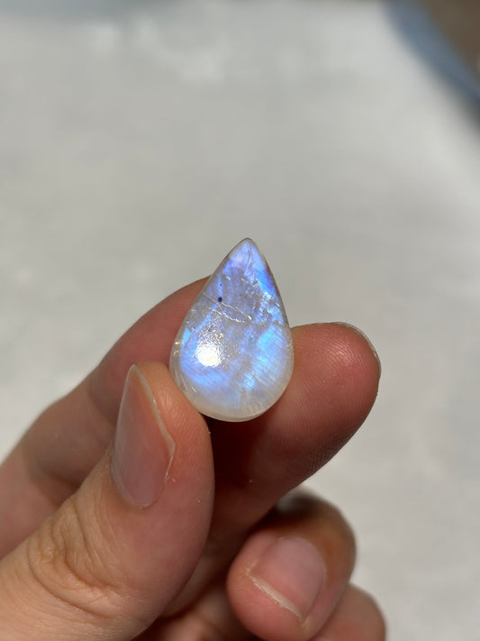 月亮石