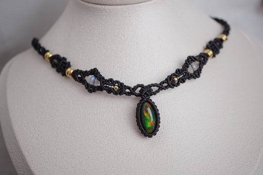 蛋白石｜拉長石 ︳Macramé 蠟線編織頸圈