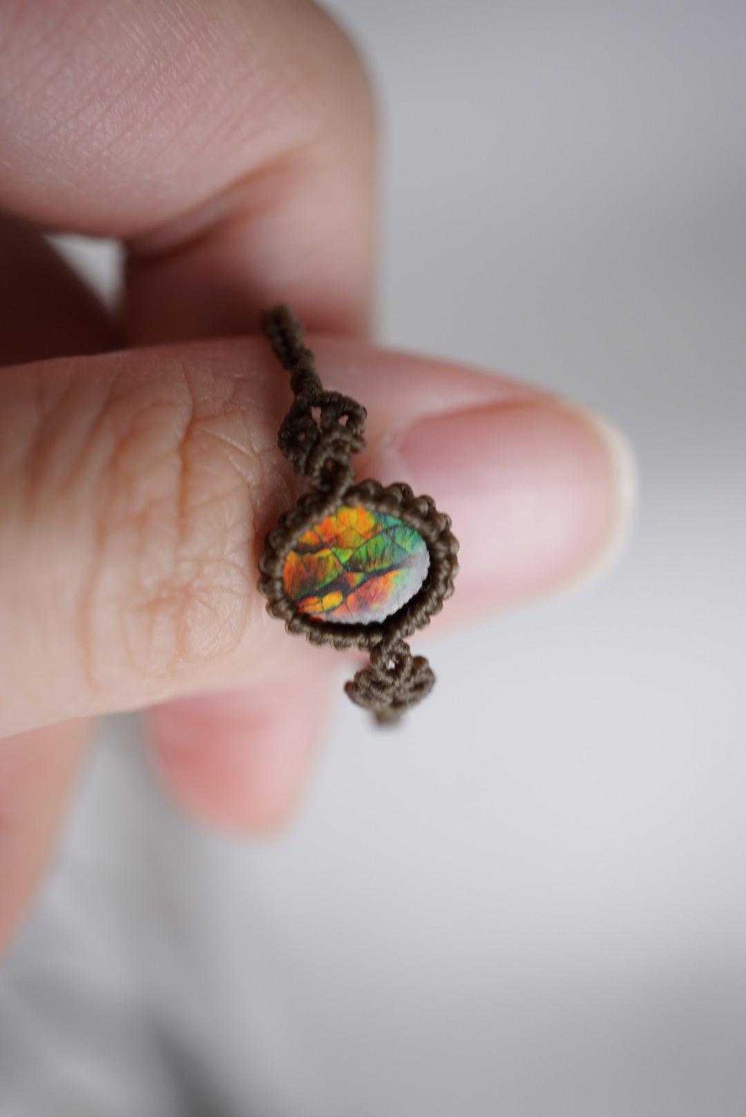 班彩石 ︳Macramé 蠟線編織戒指