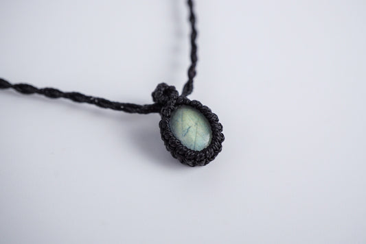 拉長石 ︳Macramé 蠟線編織吊墜