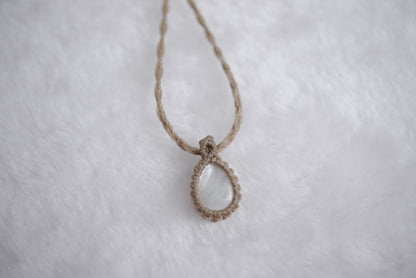 珍珠貝母︳Macramé 蠟線編織吊墜