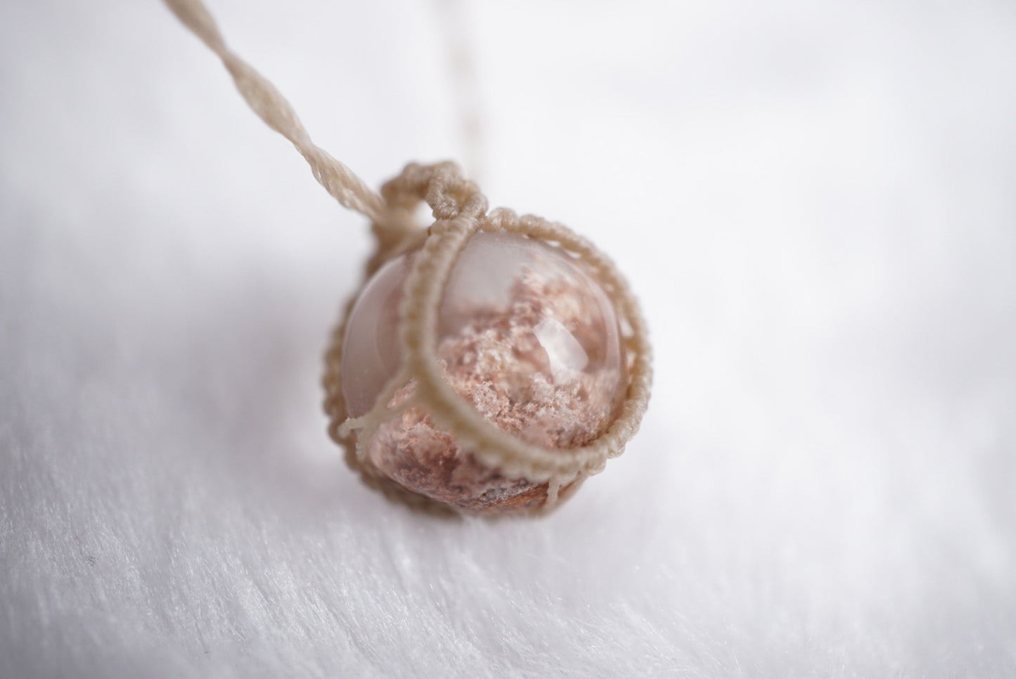 幽靈石 ︳Macramé 蠟線編織吊墜