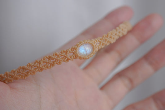 月亮石 ︳Macramé 蠟線編織頸圈
