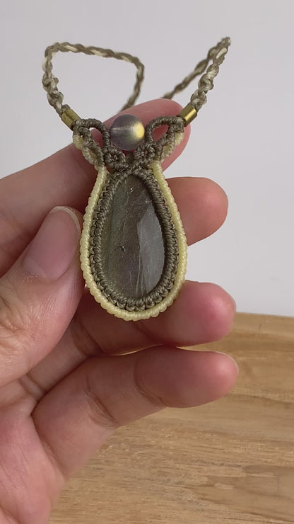 拉長石 ︳Macramé 蠟線編織頸繩
