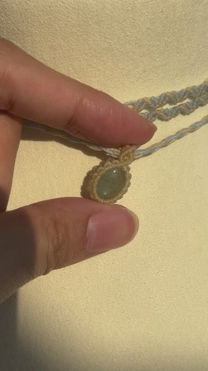 海藍寶｜Macramé 蠟線編織頸圈